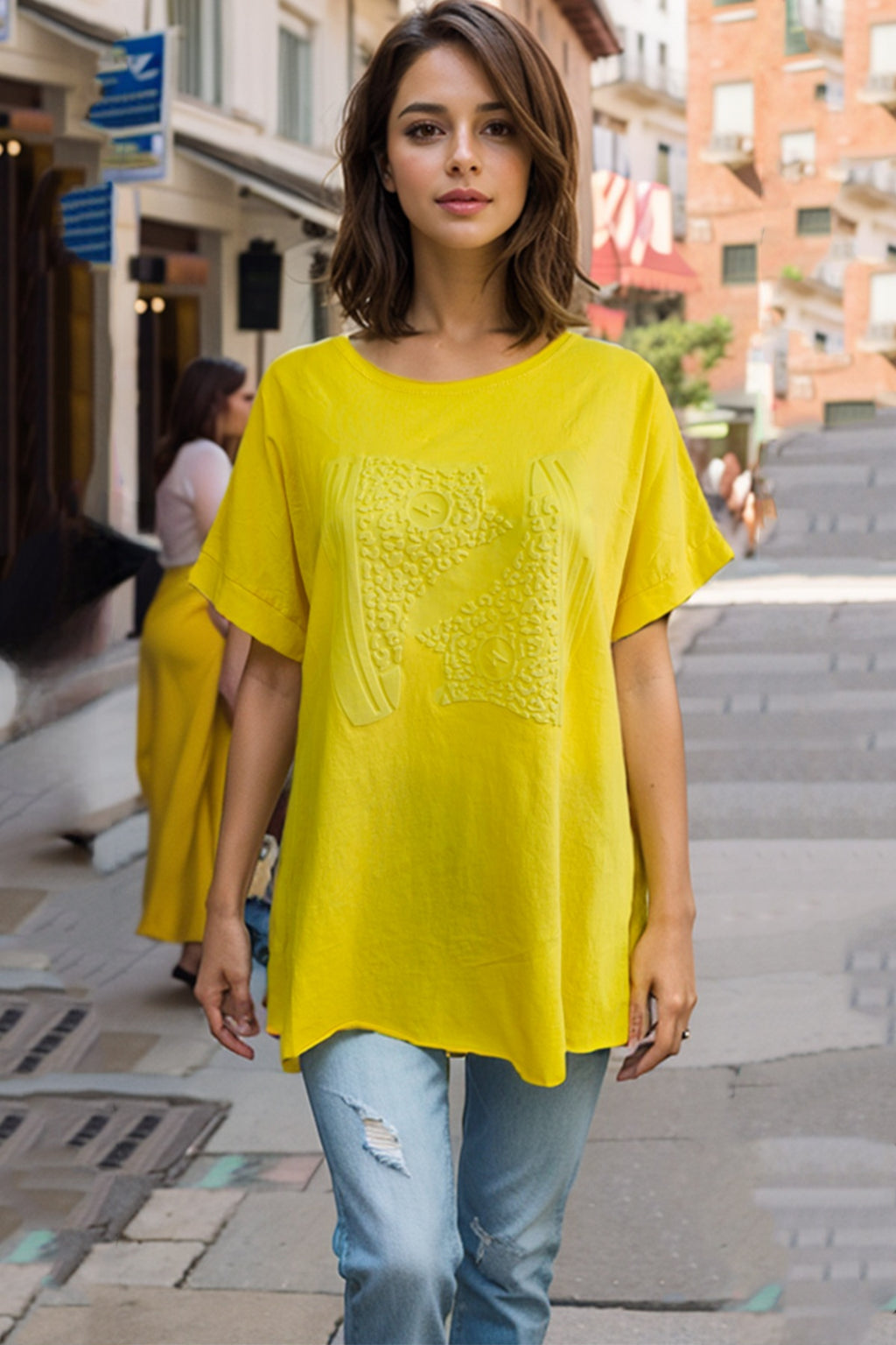 Embossing Shoe Print T-Shirt
